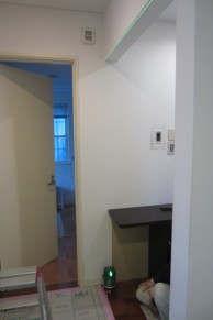 間仕切り壁及びドアの新設で暖房効果UP! 間仕切り壁及びドアの新設で暖房効果UP!